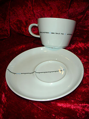 cappuccinotasse_asymmetrische_untertasse